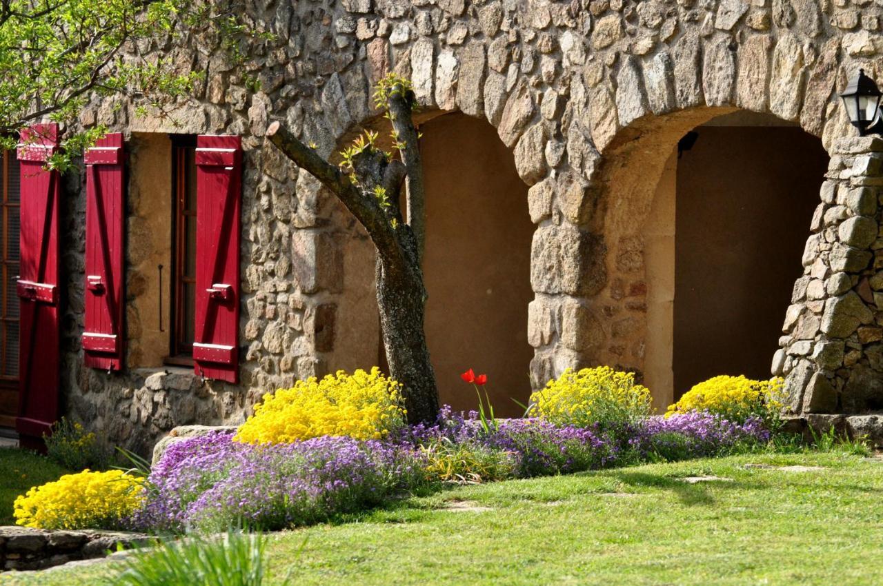 Chambre D'Hotes De Thoree Maclas Bagian luar foto