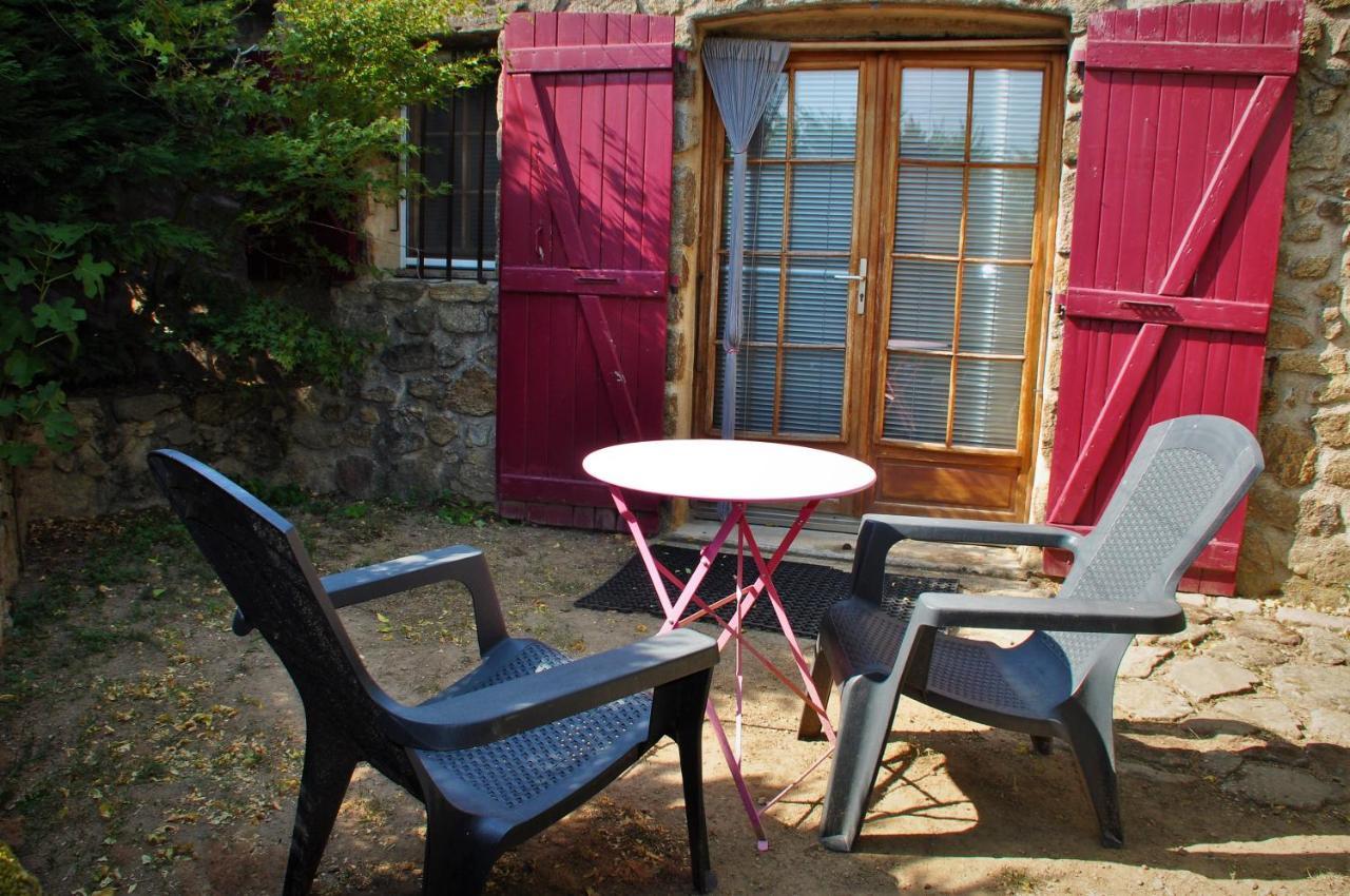 Chambre D'Hotes De Thoree Maclas Bagian luar foto
