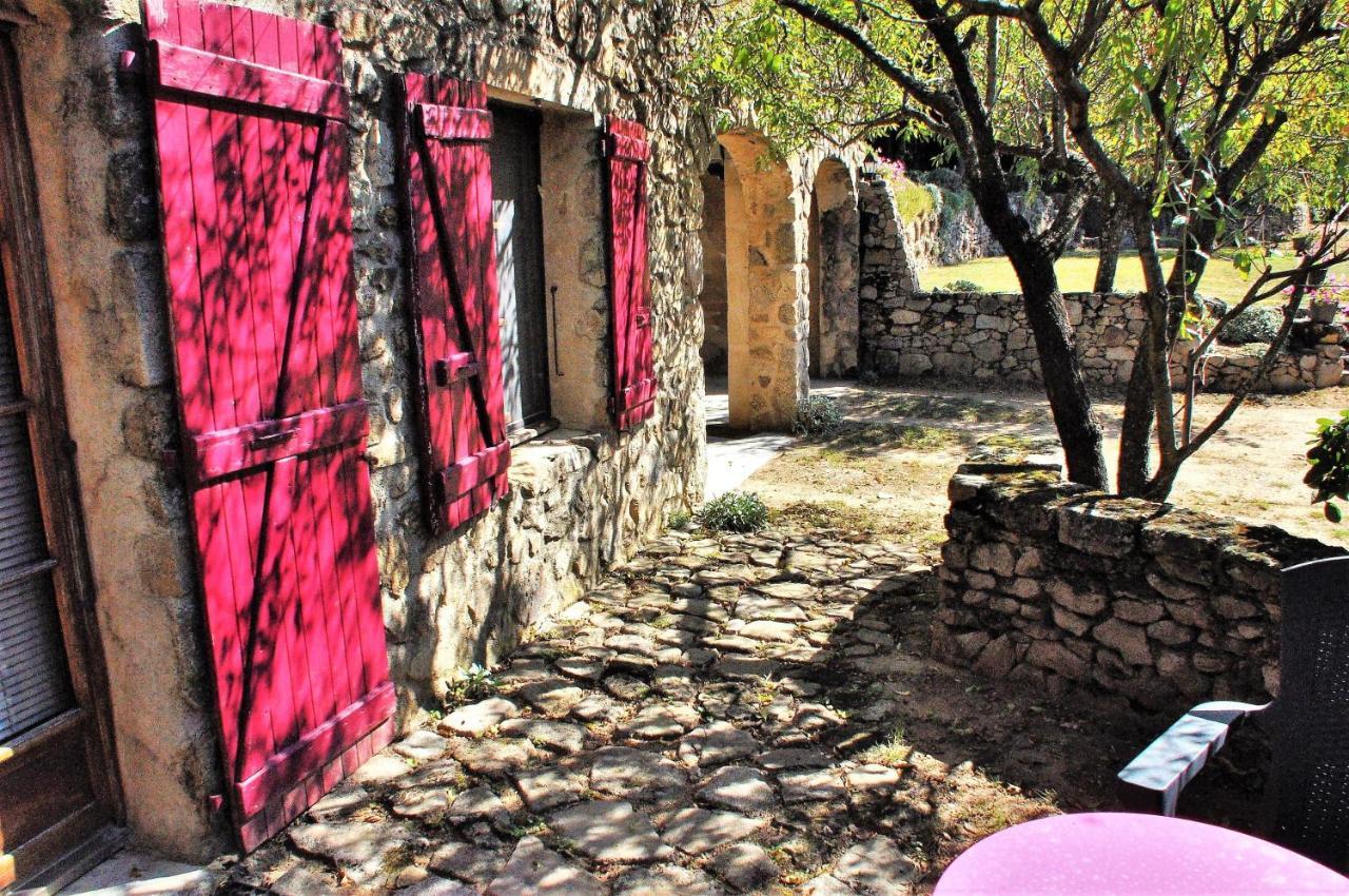 Chambre D'Hotes De Thoree Maclas Bagian luar foto