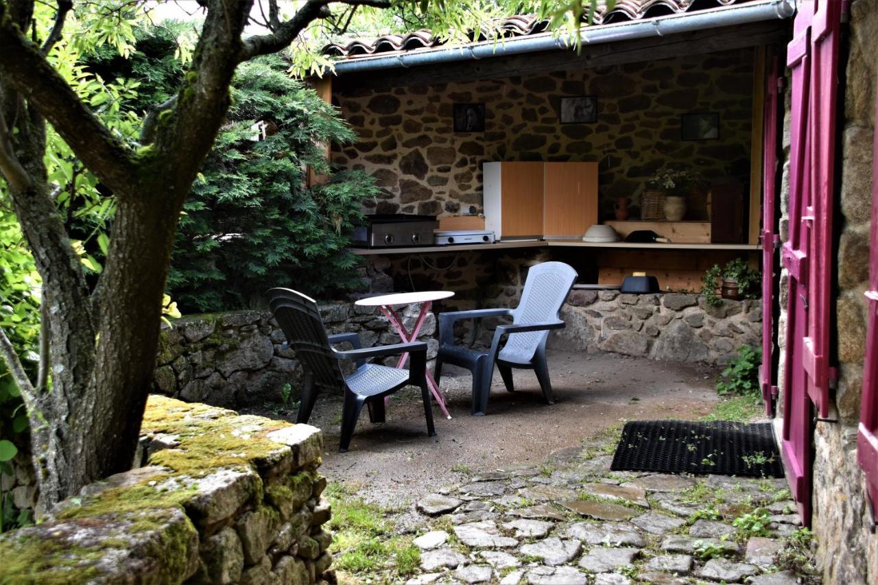 Chambre D'Hotes De Thoree Maclas Bagian luar foto