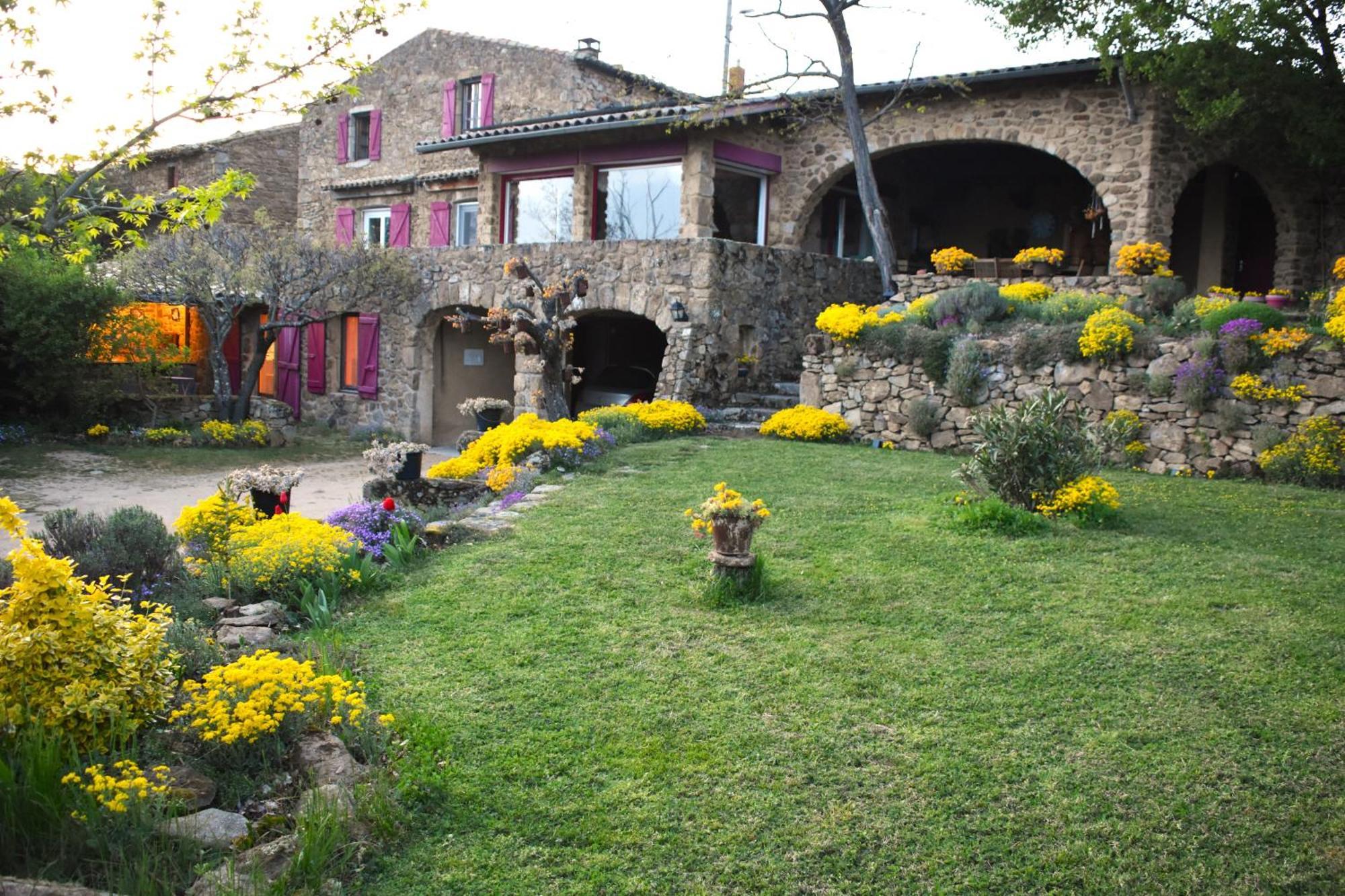 Chambre D'Hotes De Thoree Maclas Bagian luar foto